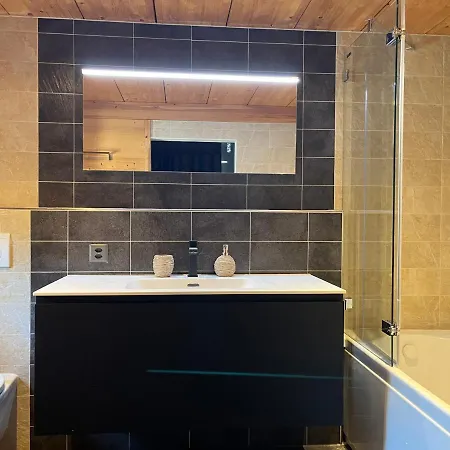 Ferienapartement Hinterdorf シャレー ツェルマット