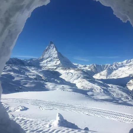 Ferienapartement Hinterdorf シャレー